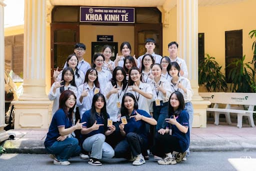 Cộng đồng sinh viên Thương mại điện tử ECON-ECH