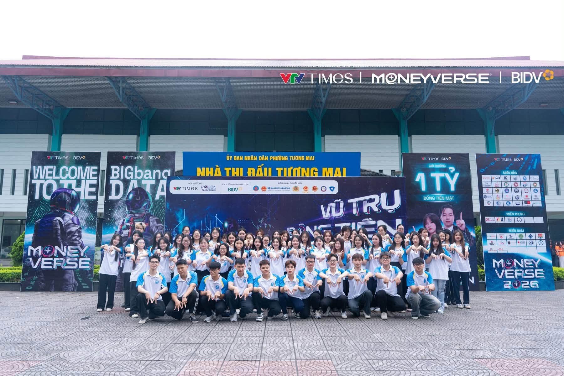 SINH VIÊN KHOA KINH TẾ KHÁM PHÁ "VŨ TRỤ ĐỒNG TIỀN" 2026